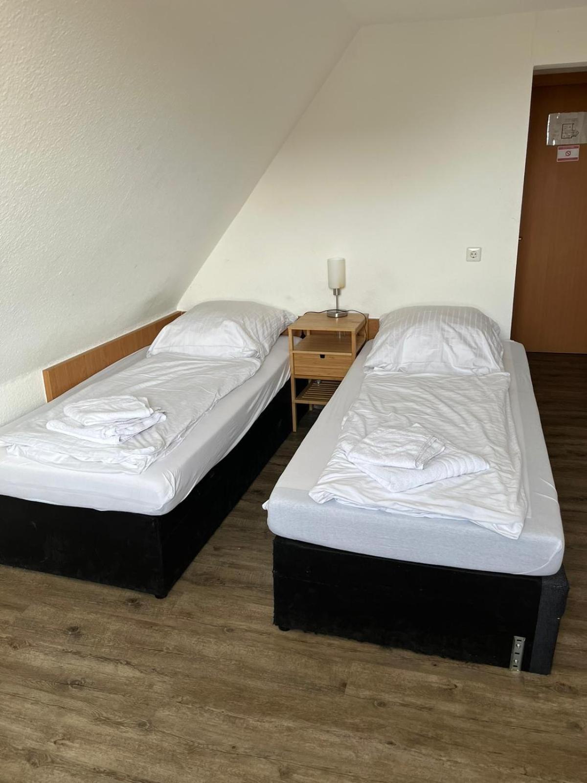 24-7 Stadthotel Штутгарт Номер фото