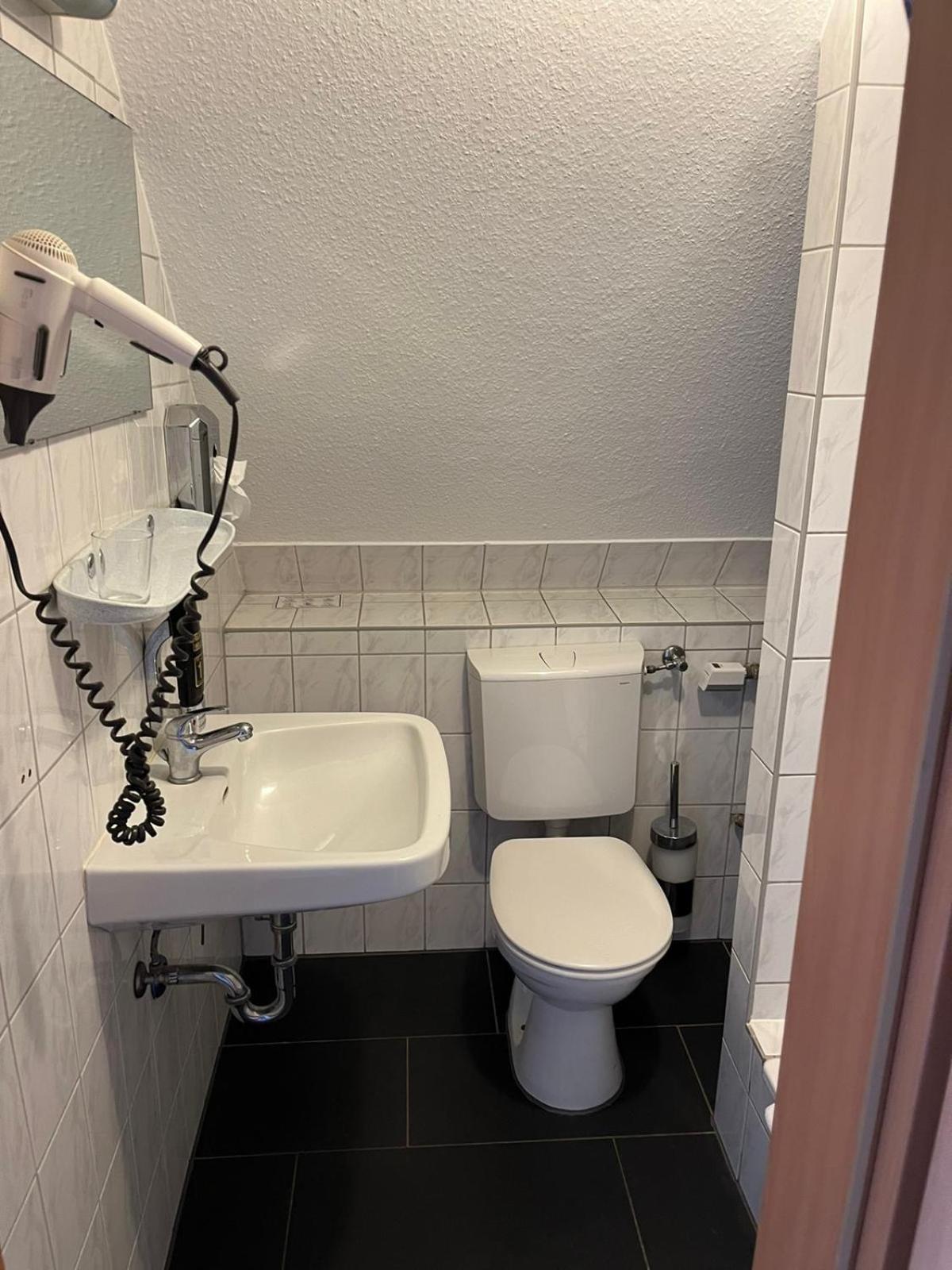 24-7 Stadthotel Штутгарт Номер фото